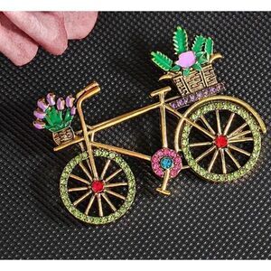 🚲 Betsey Johnson NEW multicolored sparkling crystal bicycle brooch 🚲